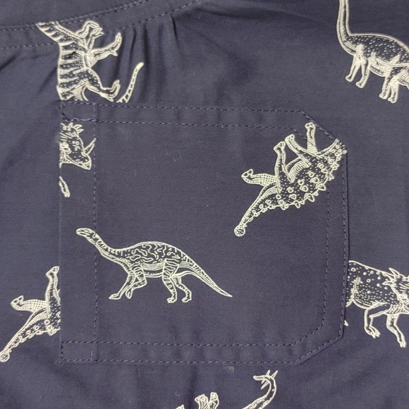 🌎 Free Planet Shirt - Picture 3 of 10